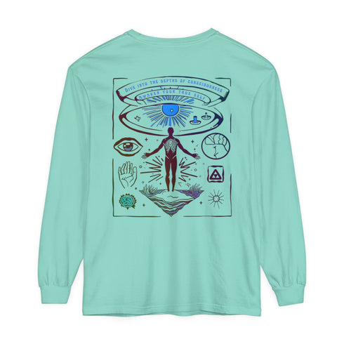 Back print long sleeve streetwear tee with a vintage aesthetic, perfect for festivals and skaters.